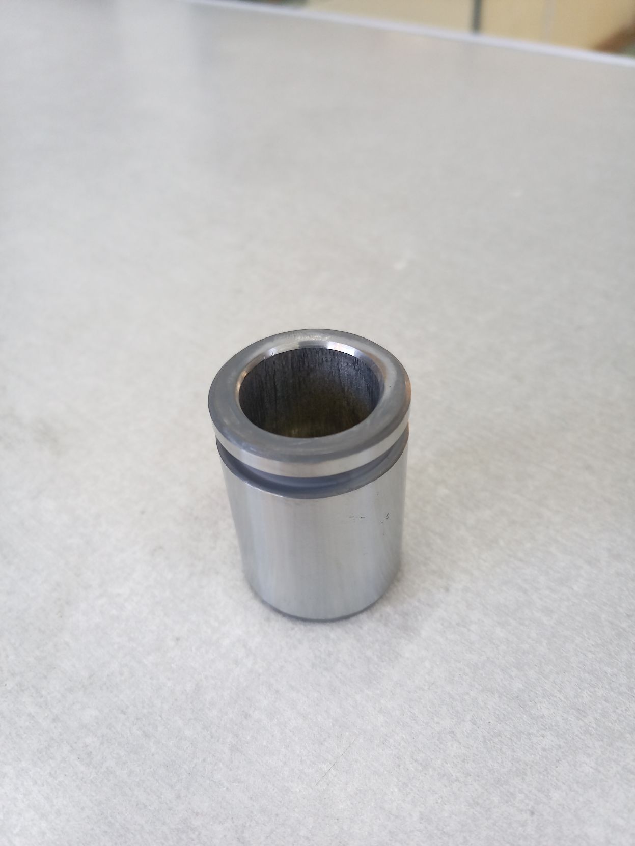 Поршень заднего суппорта киа сид jd 2014. Поршень суппорта т5. Поршень суппорта передний правый ford f 150. Поршень заднего. Поршень суппорта p324503.